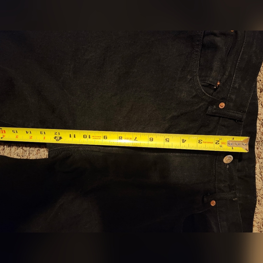 Buck Mason JAPANESE LOOMSTATE SELVEDGE FULL SADDLE JEAN in Black - Picture 9 of 11